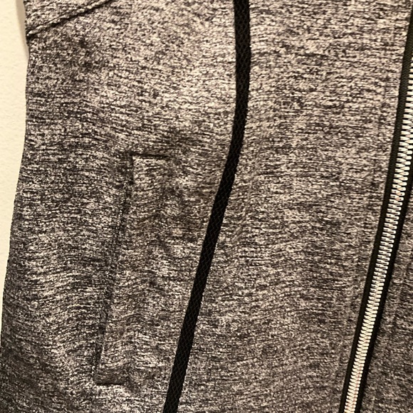 Lululemon Gray Zip-Up Jacket - Picture 5 of 7